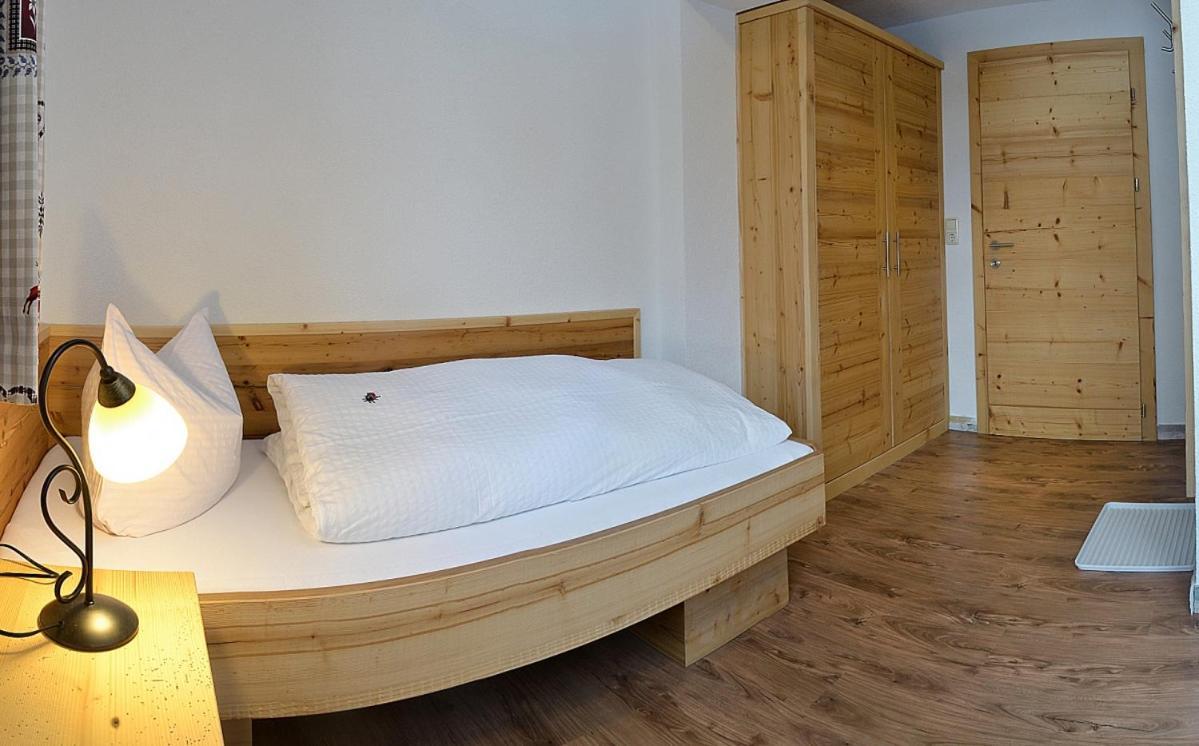 Mbz Birg 1414 Apartment Warth  ภายนอก รูปภาพ